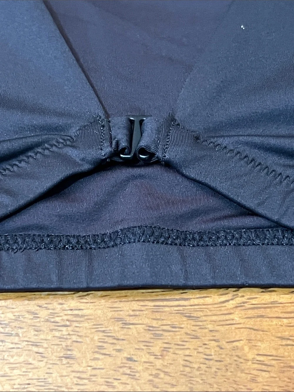 SKIMS sleek black